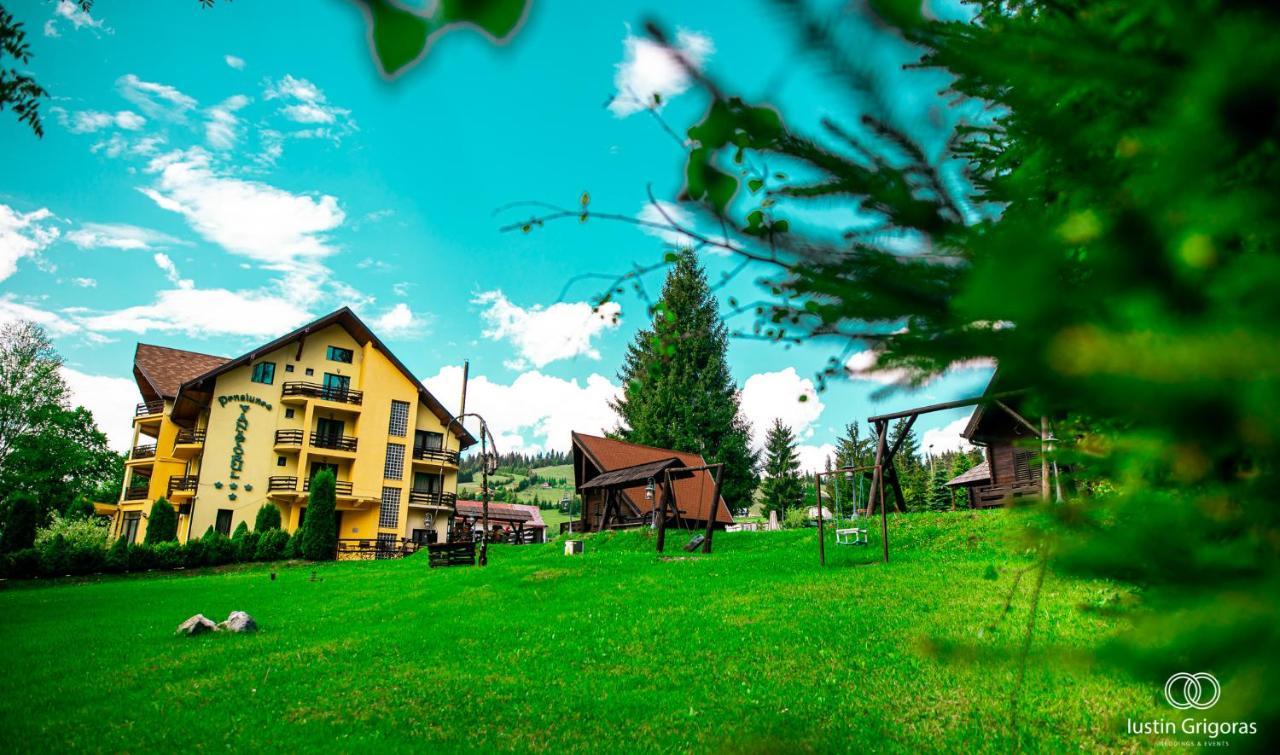 Pension Vanatorul Vatra Dornei Esterno foto