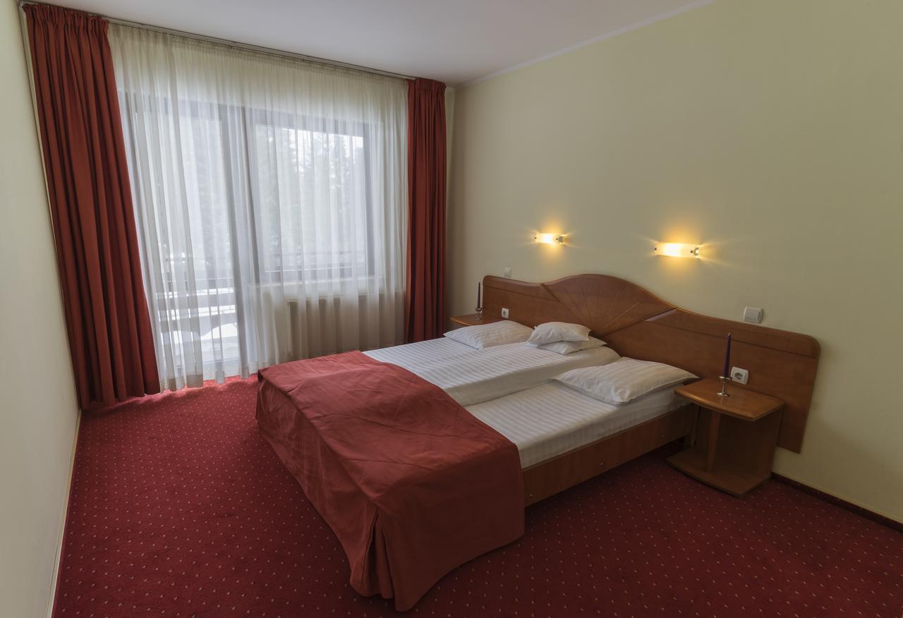Pension Vanatorul Vatra Dornei Esterno foto