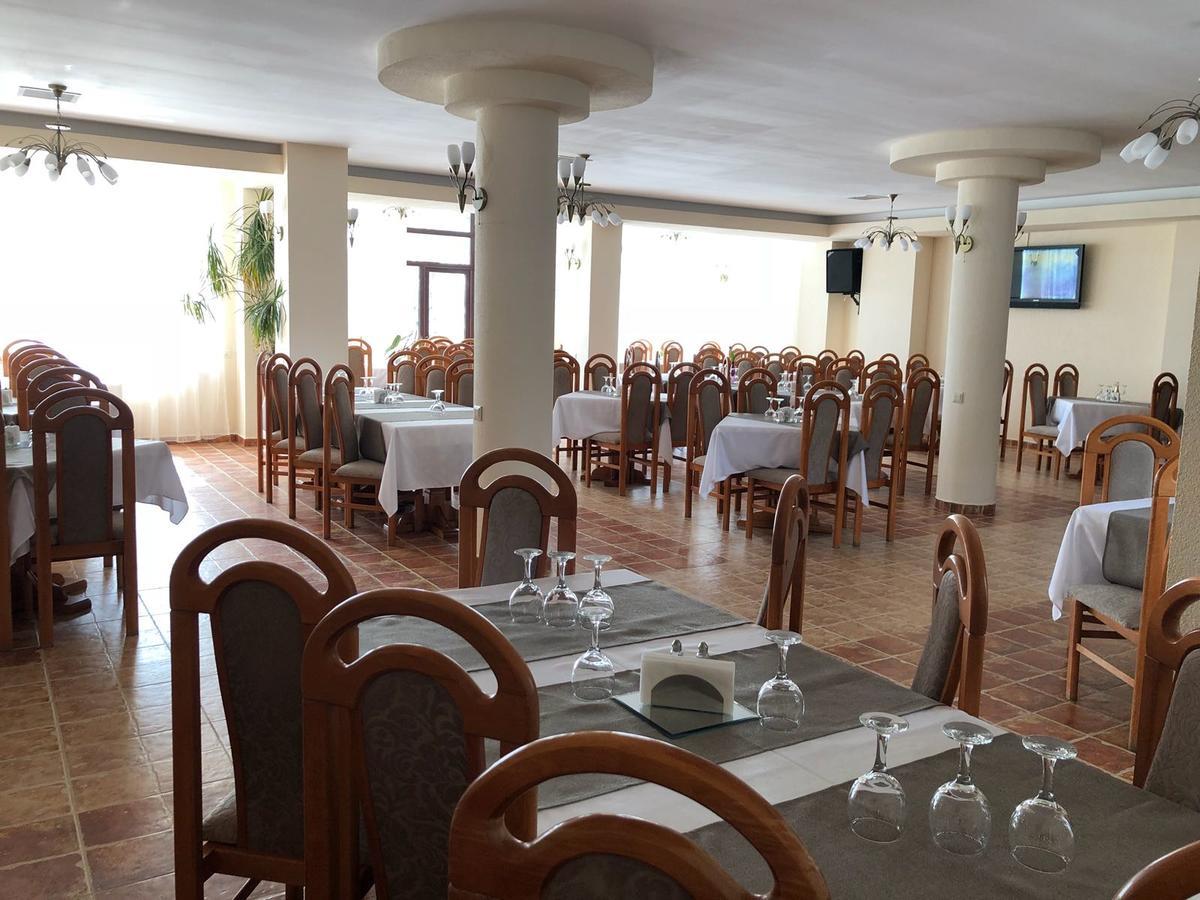 Pension Vanatorul Vatra Dornei Esterno foto