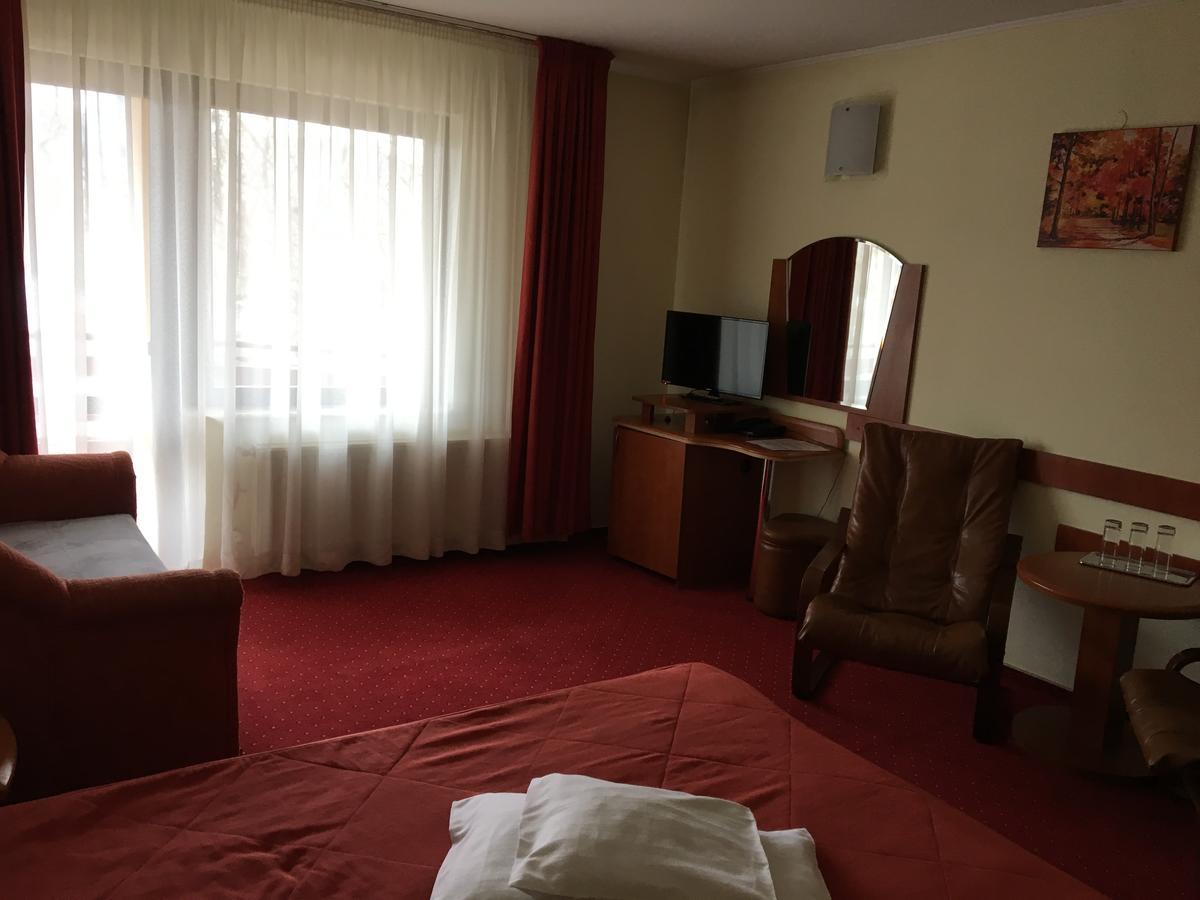 Pension Vanatorul Vatra Dornei Esterno foto